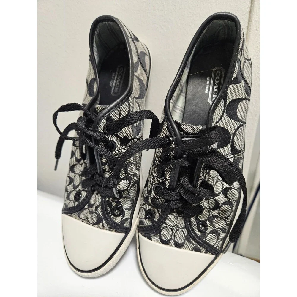Women COACH BARRETT SIZE 7 B Gray Black Canvas & Patent Leather Sneakers Shoes - Picture 4 of 5